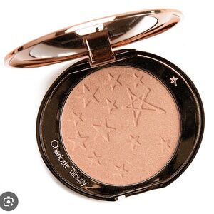 Charlotte Tilbury Glow Glide Highlighter - Gilded Glow.